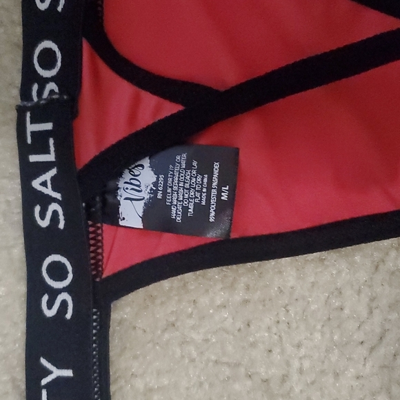 Lingerie set - Picture 3 of 4